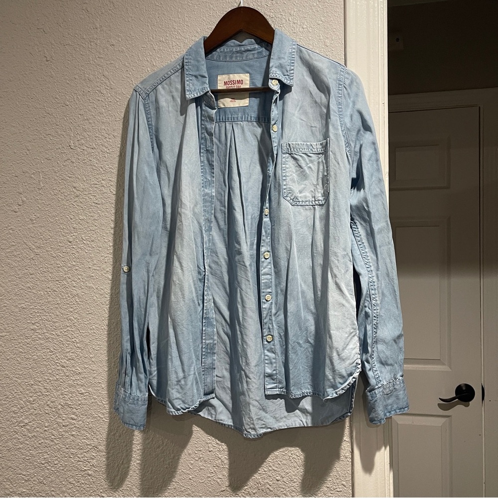 Mossimo women’s stretch denim long sleeve button up M
